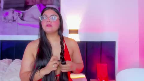 Scarlett Whitmore online show from November 5, 12:05 pm