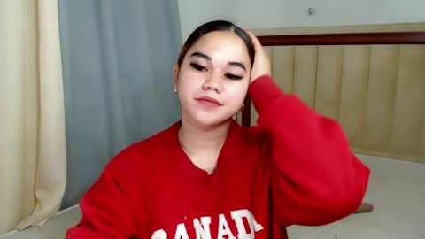 scarletvamp online show from March 1, 8:00 pm