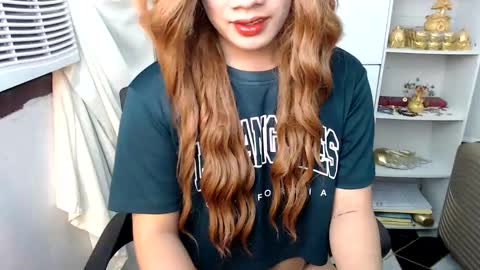 Snapshot of scarletxxxx chatting on December 22, 8:38 am Queen Scarlet online show from December 22, 8:38 am