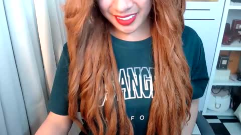 Snapshot of scarletxxxx chatting on March 2, 7:37 am Queen Scarlet online show from March 2, 7:37 am
