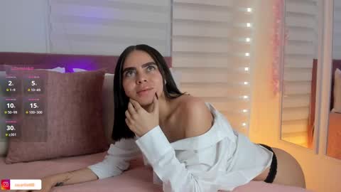 Snapshot of scarlletfoxx chatting on March 12, 7:38 pm SCARLLET online show from March 12, 7:38 pm