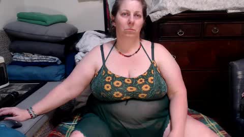 Snapshot of scarlotta chatting on February 14, 4:04 am Scarlotta online show from February 14, 4:04 am