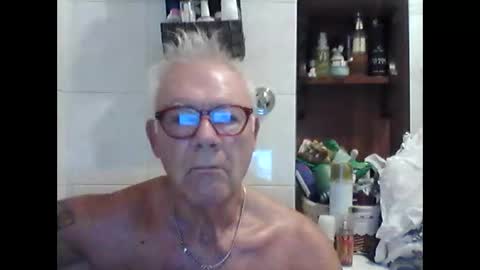 schizzodoro online show from September 15, 4:12 am