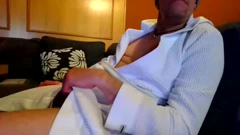 schmuhbaer1 online show from December 20, 7:37 am