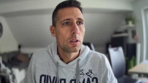 Snapshot of schnuckigeil chatting on November 19, 9:42 am Dildomen online show from November 19, 9:42 am