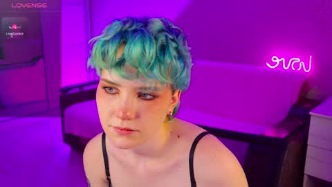 Rina online show from December 3, 1:10 pm