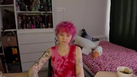 Rina online show from March 2, 7:15 am