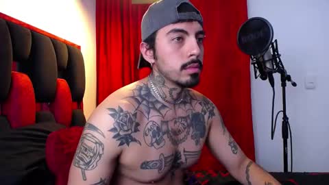 Snapshot of scockpion_ chatting on May 16, 4:53 am Alejandro help me to reach 200 thumps up online show from May 16, 4:53 am