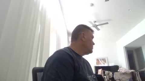 Scoobs online show from April 18, 6:28 am