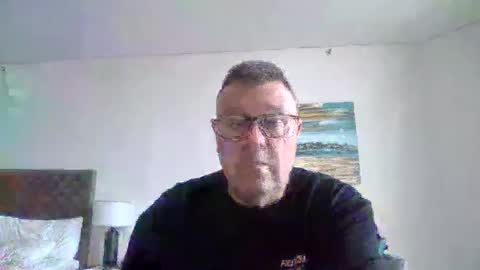 Snapshot of scoobs71 chatting on April 27, 3:48 am Scoobs online show from April 27, 3:48 am