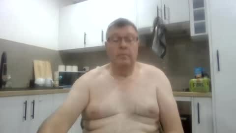 Snapshot of scoobs71 chatting on June 17, 7:55 am Scoobs online show from June 17, 7:55 am
