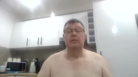 Snapshot of scoobs71 chatting on June 18, 11:47 am Scoobs online show from June 18, 11:47 am