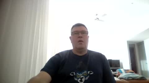 Snapshot of scoobs71 chatting on June 25, 5:23 am Scoobs online show from June 25, 5:23 am