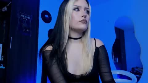 Goddess online show from March 19, 8:02 pm