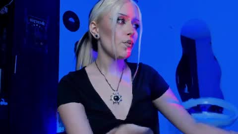 Goddess online show from April 9, 2:11 am