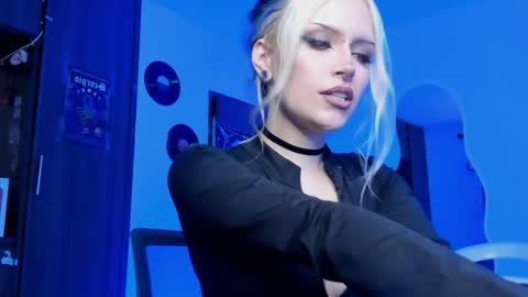 Goddess online show from April 12, 2:16 am