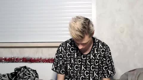 Snapshot of scorpion_250 chatting on January 8, 10:06 pm Scorpion 250 online show from January 8, 10:06 pm