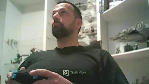 Snapshot of scorpion_cock chatting on February 25, 8:09 pm scorpion_cock online show from February 25, 8:09 pm