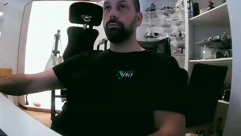 Snapshot of scorpion_cock chatting on October 25, 9:28 am scorpion_cock online show from October 25, 9:28 am