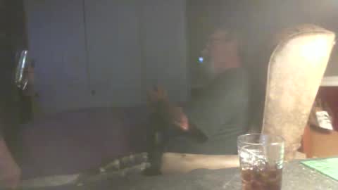 Snapshot of scotsman_62 chatting on October 27, 4:27 am scotsman_62 online show from October 27, 4:27 am