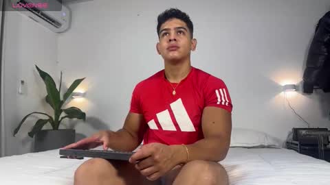 Snapshot of scott_flintt chatting on November 12, 3:45 pm Andrew Flintt online show from November 12, 3:45 pm