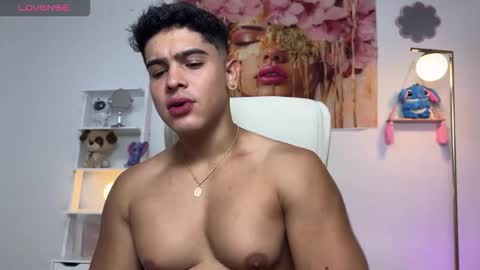 Snapshot of scott_flintt chatting on November 20, 12:22 am Andrew Flintt online show from November 20, 12:22 am