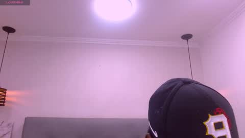 Snapshot of scottdamar chatting on November 3, 7:48 pm Damar online show from November 3, 7:48 pm