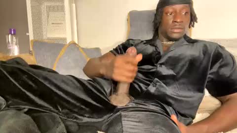 Snapshot of scottdior chatting on January 18, 2:58 am scottdior online show from January 18, 2:58 am