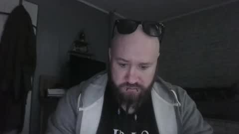 Richard James online show from April 3, 2:04 pm