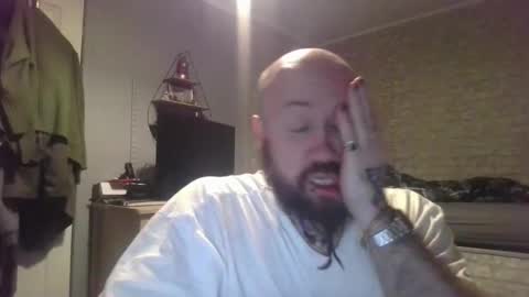 Richard James online show from April 19, 12:54 am