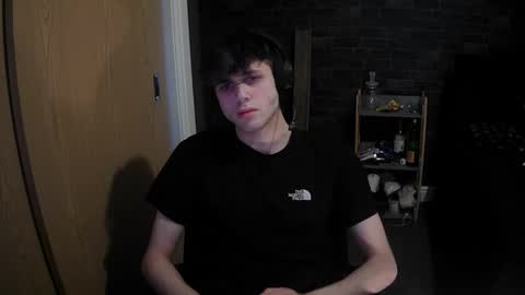 Snapshot of scottishlad696 chatting on February 22, 10:30 pm scottishlad696 online show from February 22, 10:30 pm