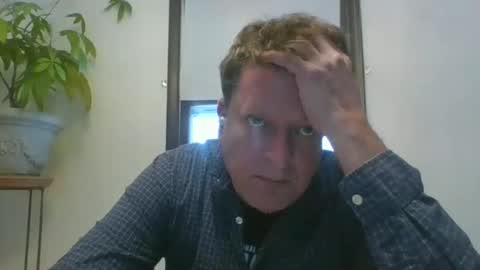 scottpbi52 online show from January 5, 8:52 pm