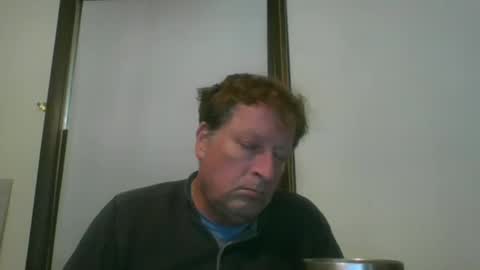 scottpbi52 online show from May 15, 10:06 pm