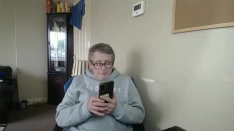 James online show from December 19, 11:50 am