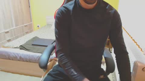 scotty_98 online show from December 31, 4:04 pm