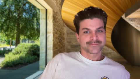 Snapshot of scottybeam chatting on December 6, 8:26 am Scotty online show from December 6, 8:26 am