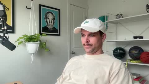 Snapshot of scottybeam chatting on February 21, 9:22 pm Scotty online show from February 21, 9:22 pm