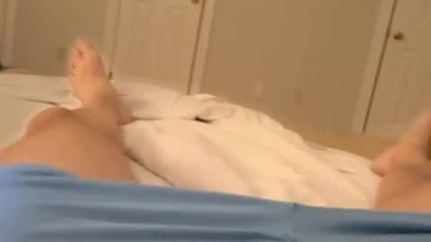 scottyla3107 online show from April 7, 3:18 am