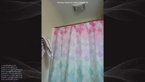 Snapshot of scrubbyluv chatting on February 1, 4:00 am ScrubbyLuv online show from February 1, 4:00 am