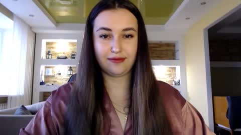 Snapshot of sea_cocktail chatting on December 17, 12:00 pm Elizabeth online show from December 17, 12:00 pm