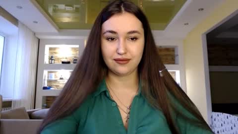 Snapshot of sea_cocktail chatting on December 31, 8:37 am Elizabeth online show from December 31, 8:37 am