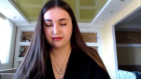 Snapshot of sea_cocktail chatting on February 27, 10:59 am Elizabeth online show from February 27, 10:59 am