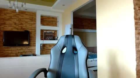 Snapshot of sea_cocktail chatting on September 27, 9:03 am Elizabeth online show from September 27, 9:03 am