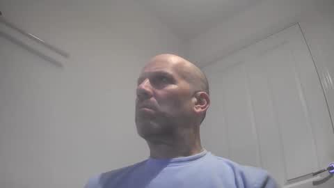 seadog750 online show from November 18, 12:49 am