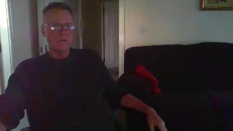 Snapshot of seakrait chatting on December 25, 3:28 pm seakrait online show from December 25, 3:28 pm