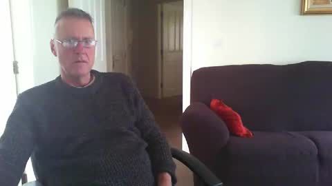 Snapshot of seakrait chatting on January 4, 9:43 am seakrait online show from January 4, 9:43 am