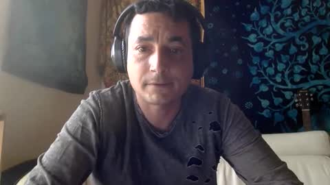 Snapshot of sealomel chatting on April 18, 1:04 pm sealomel online show from April 18, 1:04 pm