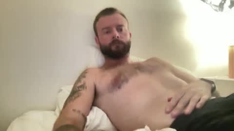 Snapshot of sean19111 chatting on February 22, 1:09 pm sean19111 online show from February 22, 1:09 pm