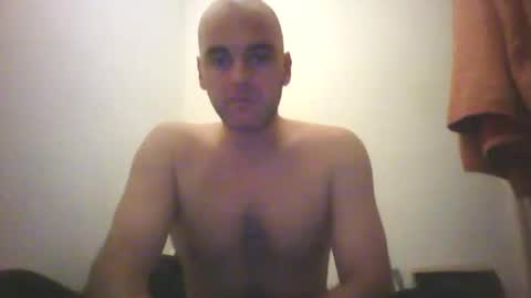 Snapshot of sean20775 chatting on October 26, 4:35 pm Sean online show from October 26, 4:35 pm