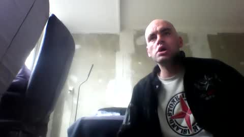 Sean online show from April 15, 10:11 am